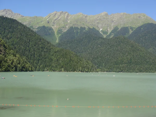 Göl Ritsa, resort yer, Abhazya.