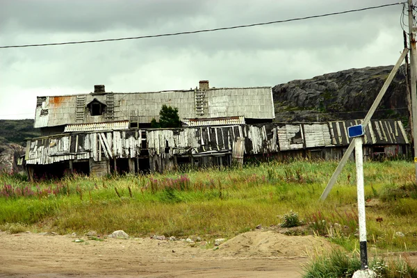 Teriberka Murmansk bölgesi, Kuzey Kutbu, Rusya, binalar terk.