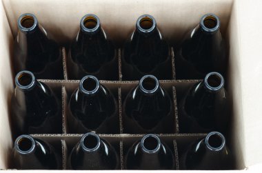 boş bira şişeleri