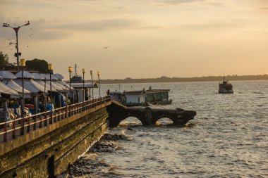 Ünlü Ver o Pezosu piyasada Belem - Brezilya