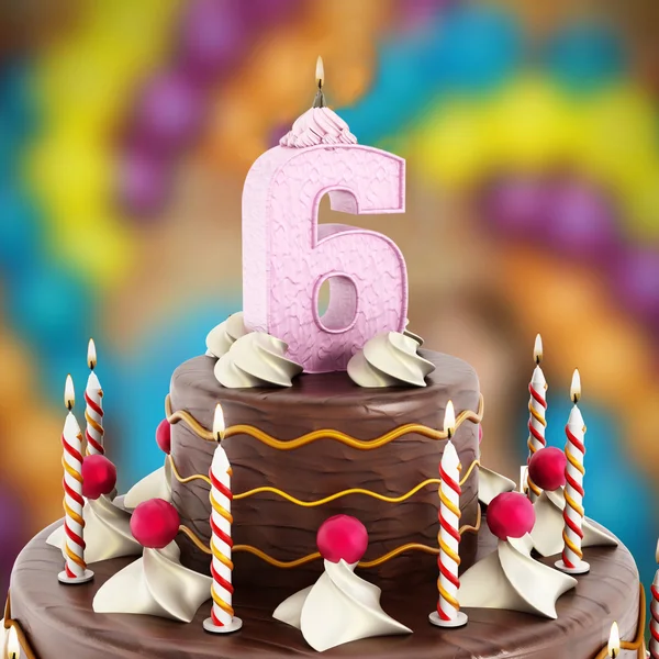 生日蛋糕与 6 号点燃蜡烛 — 图库照片