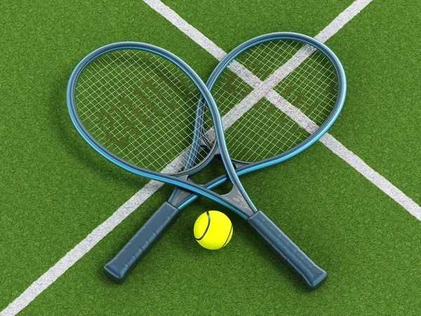 Raquetas de tenis y pelota en cancha de hierba —  Fotos de Stock