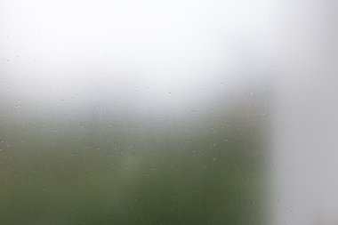 Cam temizleyin, damla sıçrama saydam ayna penceresinde su