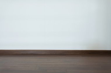 boş oda, beyaz harç duvar arka plan ve ahşap Laminat zemin
