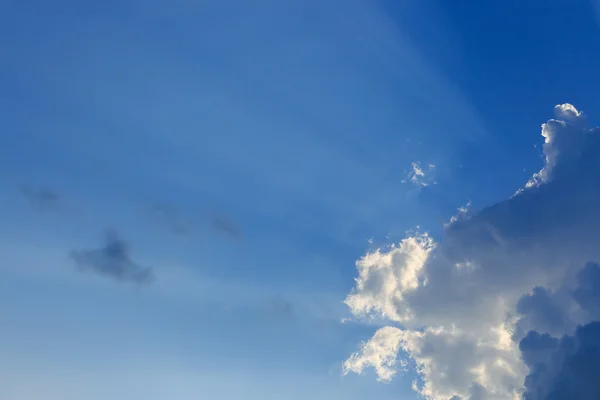 Light rays on clear blue sky — Stock Photo, Image