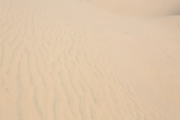 Weiße Sanddünenwüste in mui ne, Vietnam — Stockfoto