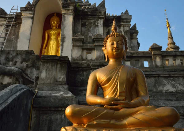 Tempio tailandese del buddismo, Wat Phra Yuen è tempio tailandese a Lamphun — Foto Stock