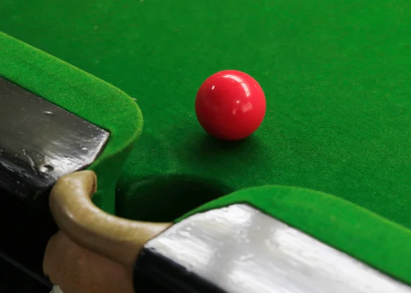 Yeşil Bilardo Masa üstüne snooker — Stok fotoğraf