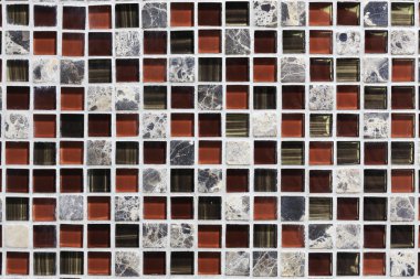 kare kiremit süs duvar ve zemin banyoda