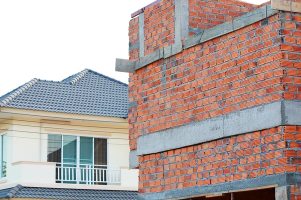 Brick wall in residential building construction site — Stock Photo, Image