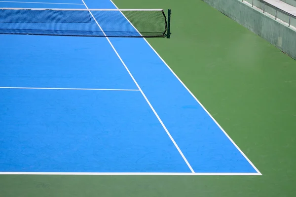 Blauwe en groene tennisbaan — Stockfoto