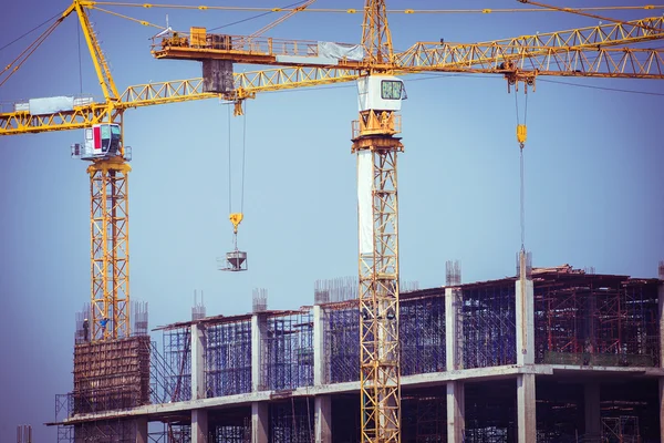 Guindaste indústria da construção fundo — Fotografia de Stock