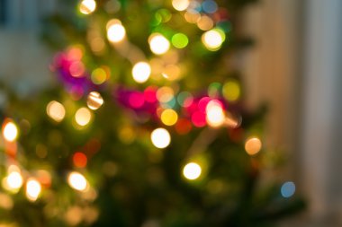 Odaklanamayan ışıklarla soyut noel arkaplanı