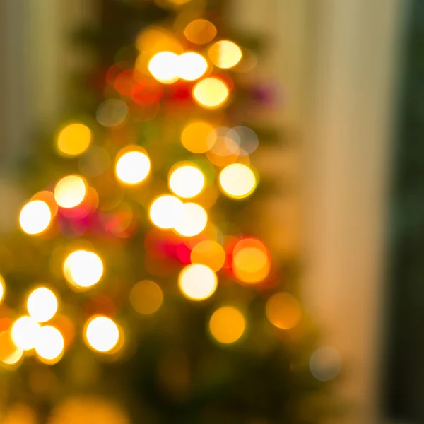 Abstract christmas background with defocused lights — Stock Photo, Image