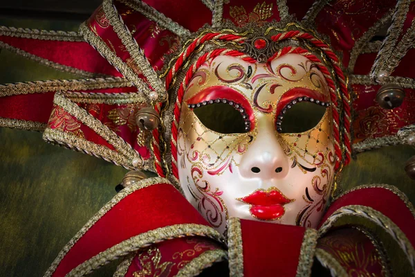 Röd carnival mask — Stockfoto