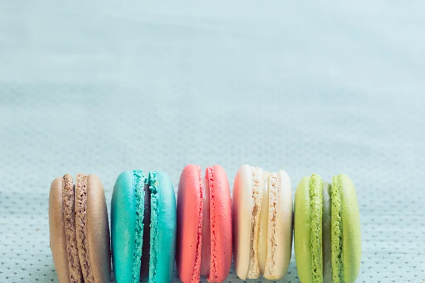 Słodki deser smaczne kolorowe macaron — Zdjęcie stockowe