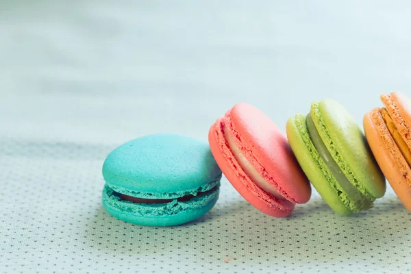 Macaron coloré dessert sucré savoureux — Photo