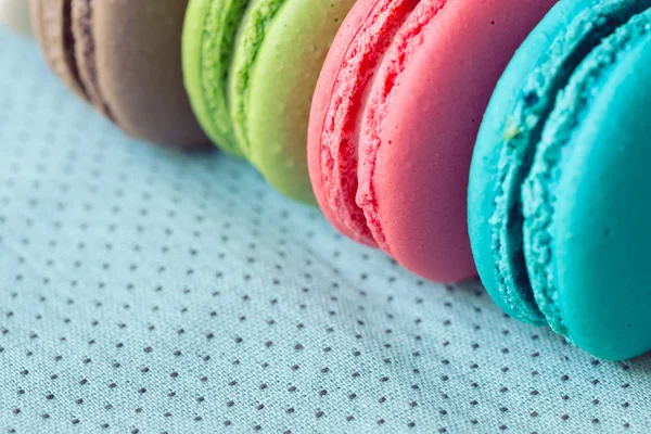 Macaron coloré dessert sucré savoureux — Photo