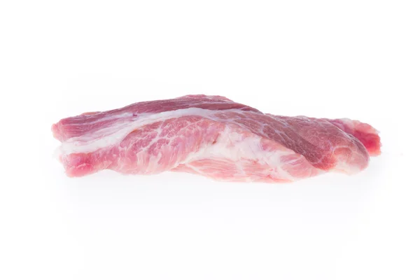 Rohes Schweinefleisch isoliert auf weißem Hintergrund — Stockfoto