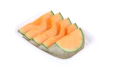 Beyaz arka plan üzerinde izole kavun karpuz dilimi