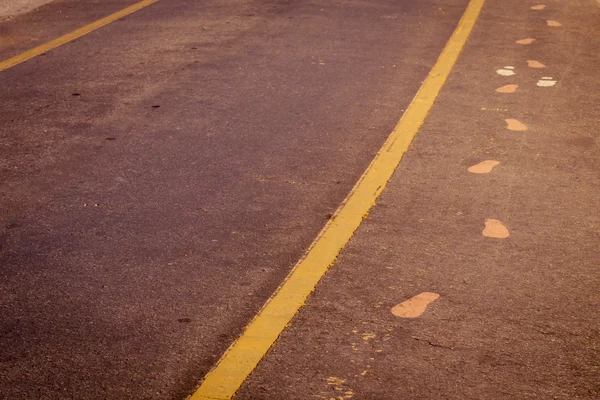 Symbole de la voie piétonne sur la route — Photo