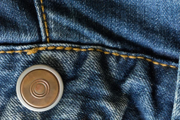ブルー ジーンズの金属ボタン — ストック写真