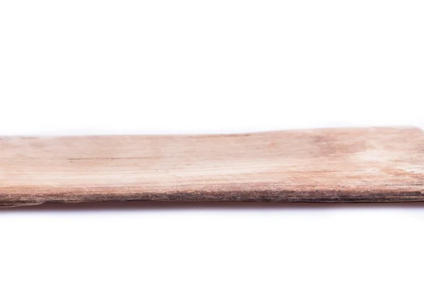 Vecchio bordo di legno intemperie isolato su sfondo bianco — Foto Stock