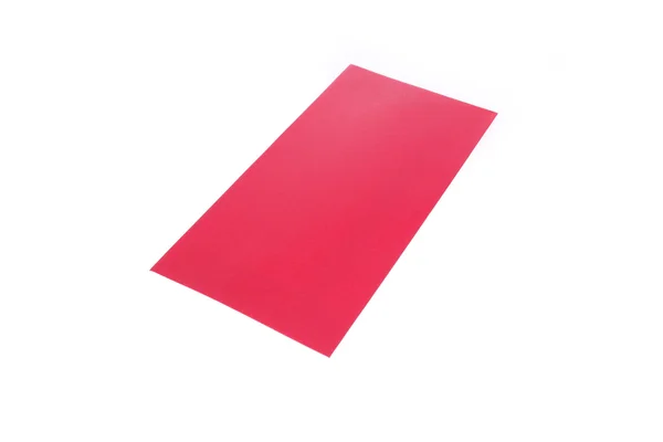 Enveloppe rouge isolée sur fond blanc pour cadeau — Photo