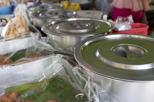 Restaurant de cuisine locale dans le marché, thailand — Photo