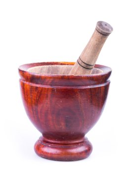 Tahta havan ve tokmak beyaz zemin üzerinde izole