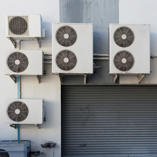 Klima kompresör sistemi fabrika dışında