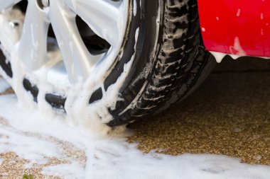 Oto yıkama sabunu, araba temizleme servisi ile