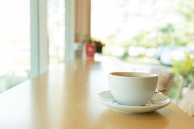 ahşap masa çubuğu kafede kahve İçecek sıcak