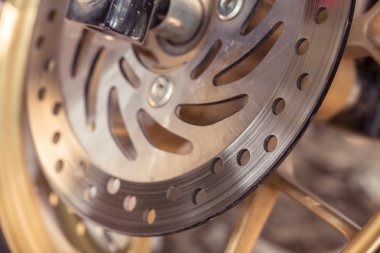 Motosiklet disk frenler