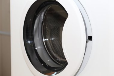 beyaz çamaşır makinesi temizlik ev işi ceketler