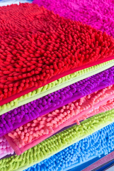 Kolorowy dywan miękkość tekstura wycieraczki, szczegół obrazu — Zdjęcie stockowe