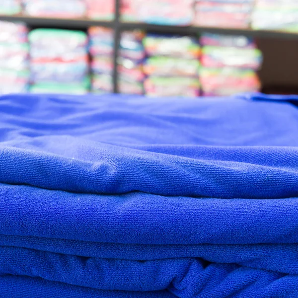 Toalha azul maciez tecido de fibra macia de tecido têxtil — Fotografia de Stock