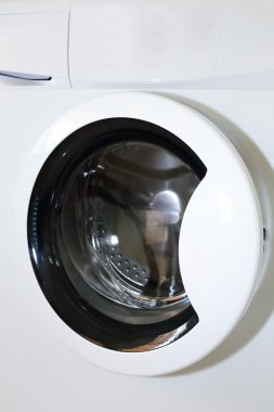 beyaz çamaşır makinesi temizlik ev işi ceketler