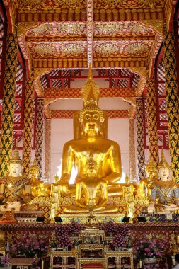 Altın buddha heykeli wat suan dok Tapınağı, chiang mai