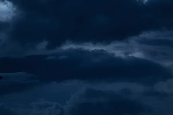 Black cloud in dark night sky background — Stock Photo, Image