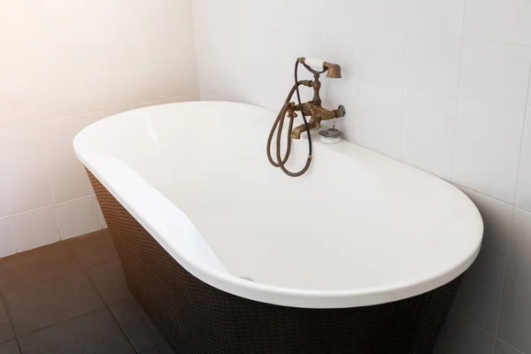 Interior contemporary of white bathroom with bathtub — Stock Photo, Image