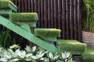 Bahçe, dekorasyon ev bahçe yeşil çim merdiven