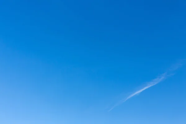 Fond ciel bleu clair — Photo