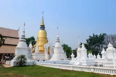 Golden pagoda wat suan dok Tapınağı, chiang mai, Tayland