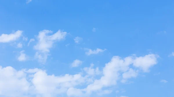 Cloud, açık havada gökyüzü arka plan mavi gökyüzü — Stok fotoğraf