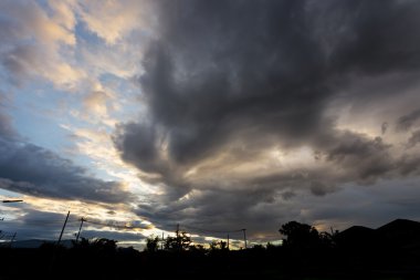 yağmur bulutu fırtına arka plan