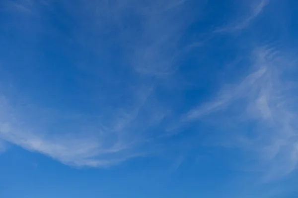 Blå bildfärg klarblå himmel bakgrund, renhet luft — Stockfoto