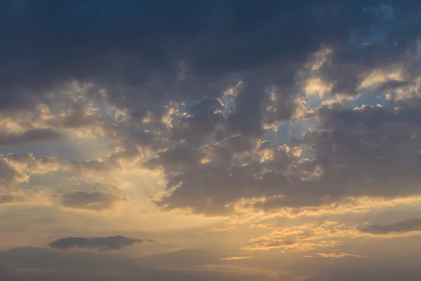 色彩斑斓的日落天空背景 — 图库照片