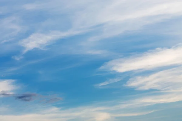 blue sky and white cloud, cloudy sky background