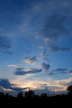 siluet yatay, dramatik günbatımı gökyüzü arka plan 